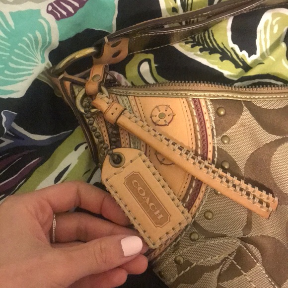 Coach purse - Picture 3 of 4